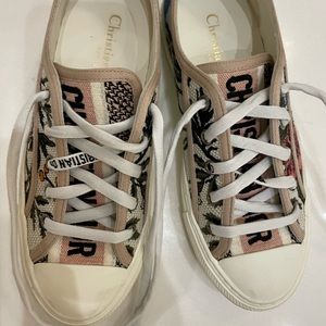 Christian Dior Sneakers. Walk ‘n’ Dior Ladies Sneakers. Size 35.5.